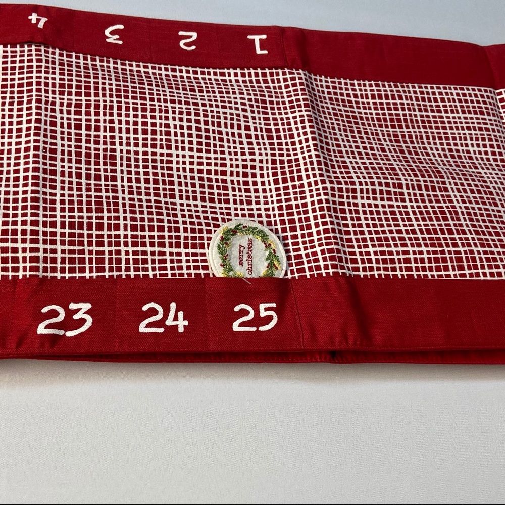 Advent Count Down to Christmas Table Runner. - Picture 4 of 8